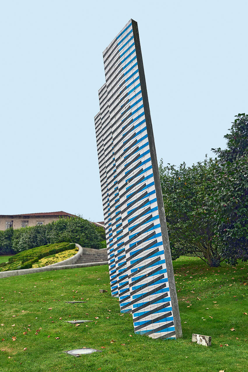 Carlos-Cruz-Diez-02